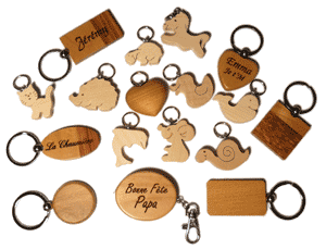 Porte clé personnalisé en bois - Atelier d'Aubin